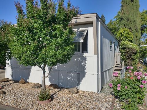 77098 Lauppe Ln, Citrus Heights, CA 95621-2010