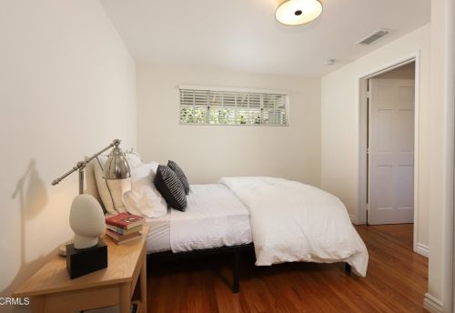 3608 El Caminito, Glendale CA 91214-1713 exterior