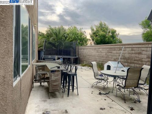 1175 Lucio St, Manteca CA  95336 exterior