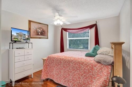 11936 12 St, Hollywood FL 33026-4359 exterior