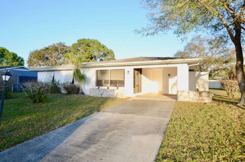 161 Hemet St, Fort Pierce, FL 34983-1711