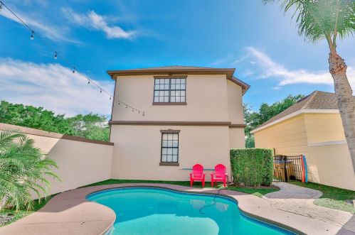 7459 Excitement Dr, Kissimmee FL 34747-6757 exterior