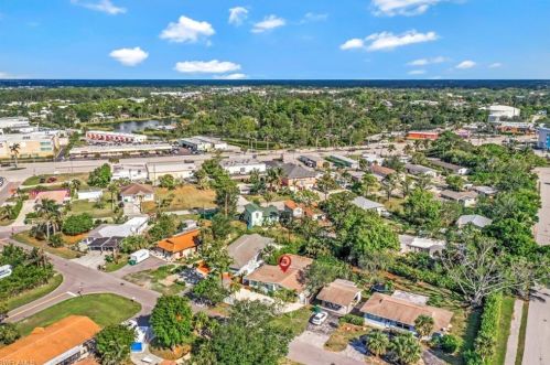 2263 Spruce St, Naples FL  34112-4652 exterior