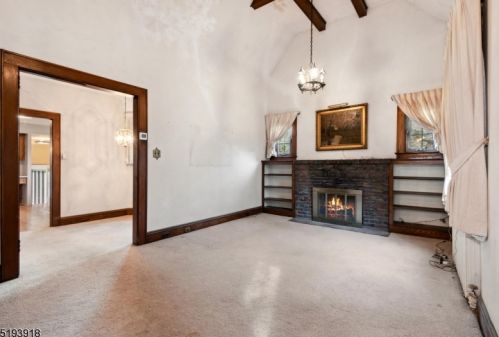 112 Coleman Ave, Chatham Township, NJ 07928-2615