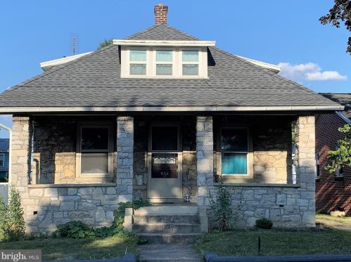 933 Pitt St, Carlisle, PA 17013-1425