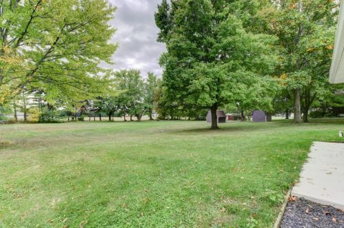 96 Division Rd, Valpo IN  46383-8014 exterior