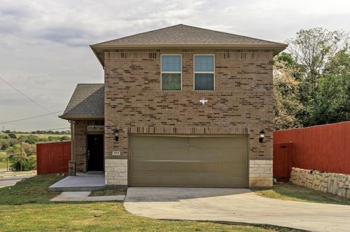 3222 Roosevelt Ave, Fort Worth, TX 76106-5452