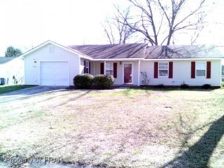 4527 Chambersburg Rd, Fayetteville, NC 28314-2302