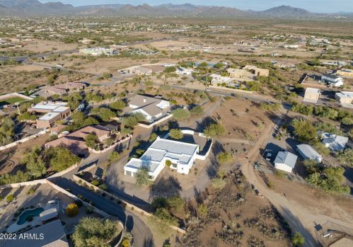 34212 10 St, Phoenix AZ 85085-9216 exterior