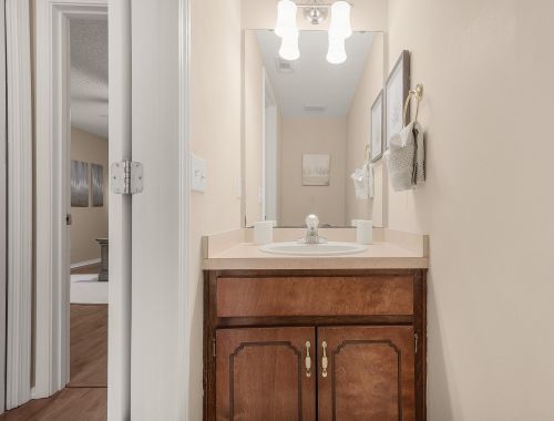 58 3 St, Shalimar FL  32579-1747 exterior