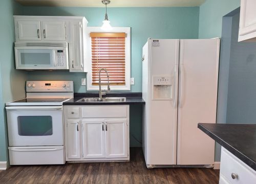 616 15th St, Willmar MN  56201-2937 exterior