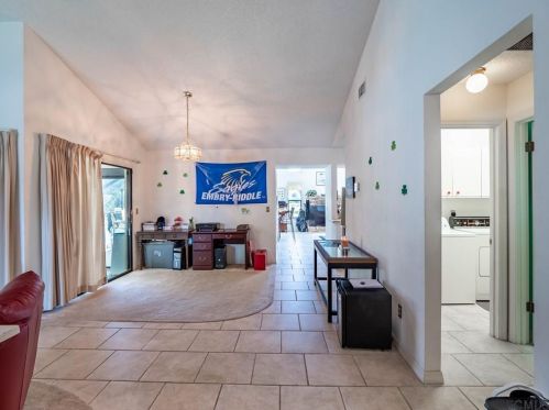 305 Mallard Ln, Daytona Beach FL 32119-8719 exterior