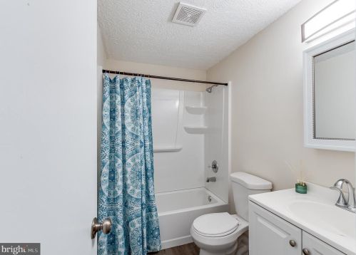 30 Roxborough Pl, Willingboro NJ  08046-4015 exterior