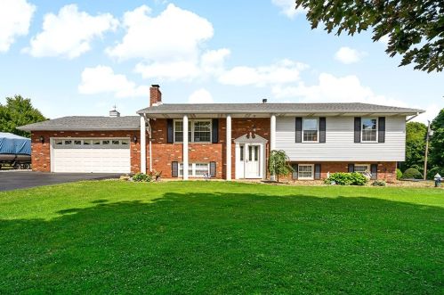 109 Compton Rd, Sewickley, PA 15143-9604