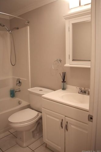 5 Kelsey Ave, Lyme CT  06371-1210 exterior