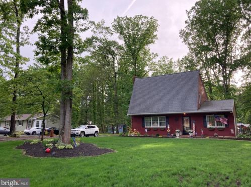 106 Woodlawn Dr, Newfield, NJ 08344-9522
