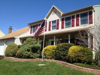4115 Ross Rd, Bethlehem, PA 18020-7685