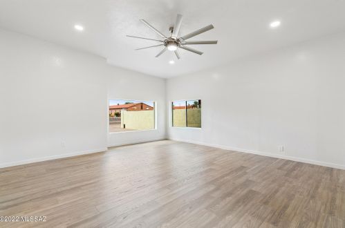 341 Tucson Blvd, Tucson AZ 85713-2065 exterior