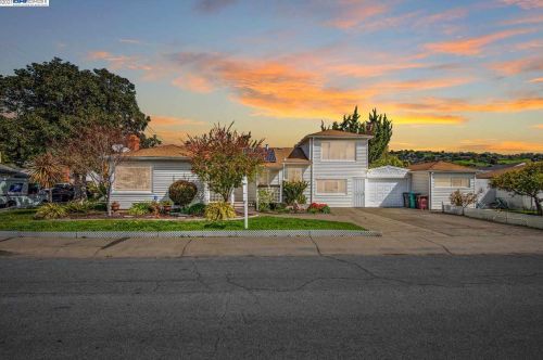 13828 Wake Ave, San Leandro, CA 94578-1638