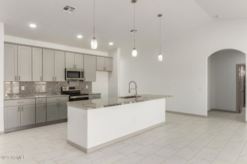 9897 Burris Rd, Casa Grande AZ  85193-8255 exterior