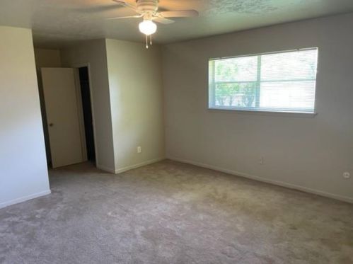 4921 Monarch Oak Ln, Texas City TX  77591-4617 exterior