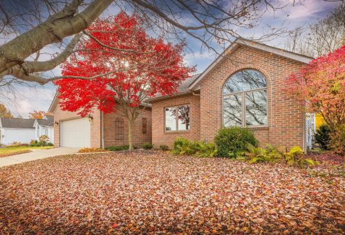 51 Woodlake Trl, Mount Vernon, OH 43050-8910