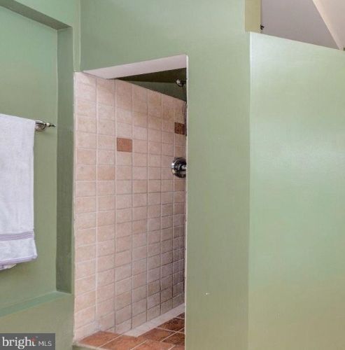 29 Krauser Rd, Downingtown PA 19335-1534 exterior