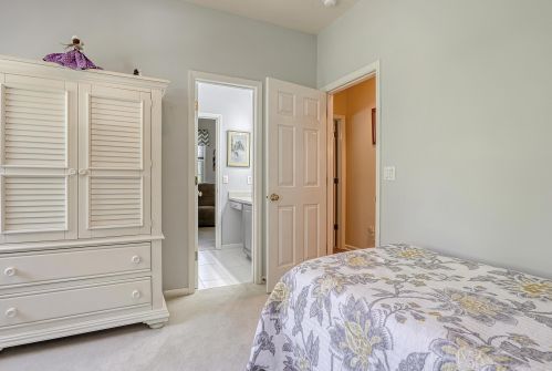 175 Oak Pt Lndg Dr, Mount Pleasant SC 29464-6279 exterior