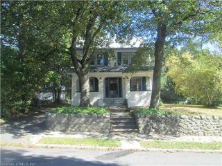 28 Columbia Blvd, Waterbury, CT 06710-1701