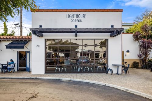 105 De La Guerra St, Santa Barbara CA  93101-8228 exterior