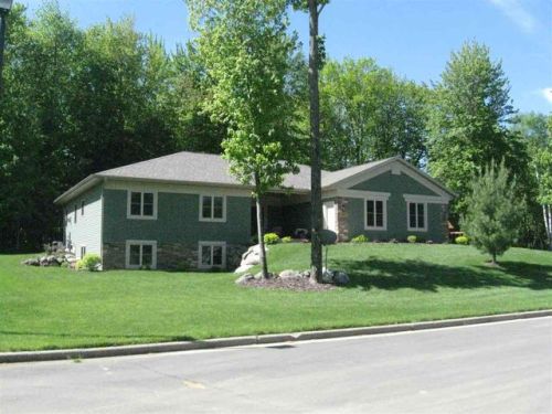 5707 Mary Ln, Weston, WI 54476-4261