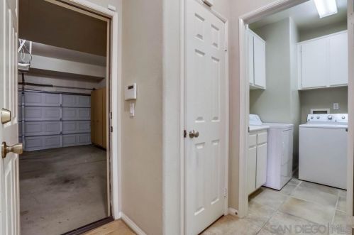 11950 Miro Cir, San Diego, CA 92131-3325