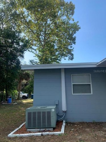 4416 Pocahontas Dr, Dade City FL 33523-9154 exterior