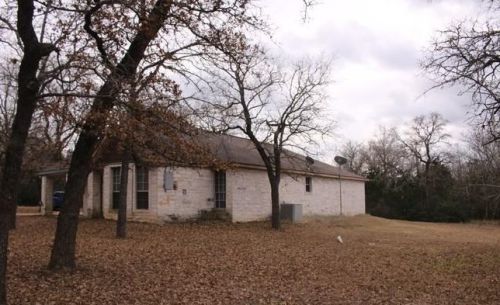 254 Dairy Rd, Lost Pines, TX 78612-3524