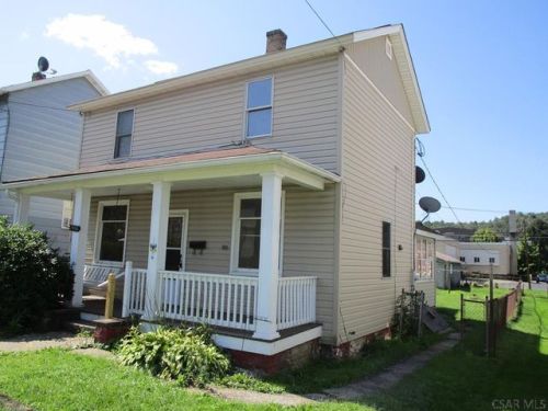 1906 Somerset Ave, Windber, PA 15963-1933