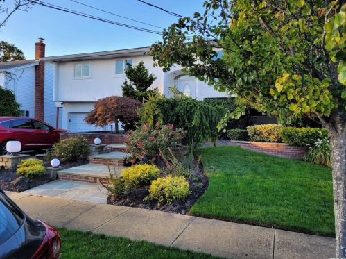 2963 Hampton Ct, North Wantagh, NY 11793-4607