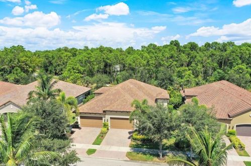 9433 Isla Bella Cir, Bonita Springs FL  34135-7276 exterior