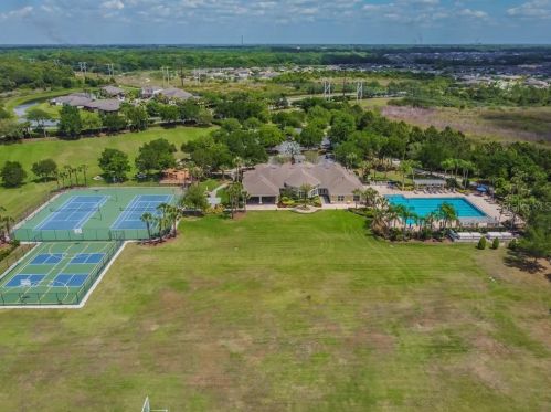 2107 Colville Chase Dr, Ruskin FL  33570-6306 exterior