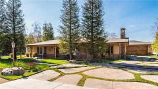 11071 Orange Park Blvd, Orange, CA 92869-2219