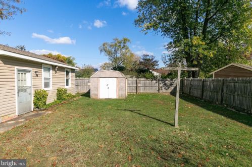 14 Hemsing Dr, Lumberton Township NJ  08048-3060 exterior