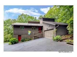 144 Tsataga Ct, Brevard, NC 28712-9399