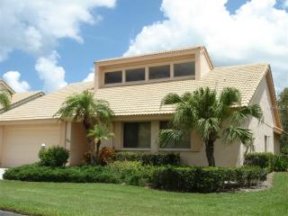 128 Inlets Blvd, Nokomis, FL 34275-4106