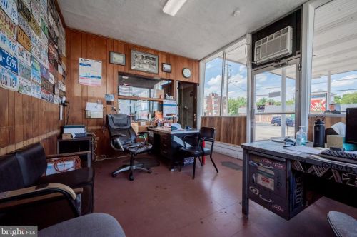 3110 Lancaster Ave, Wilmington DE  19805-1491 exterior