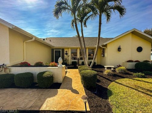 4604 5th Pl, Cape Coral, FL 33914-6407