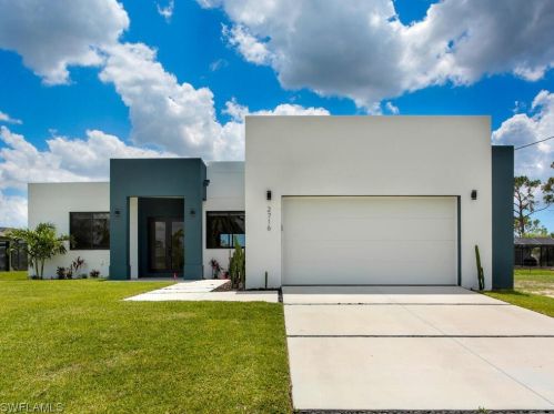 2804 26th Ter, Cape Coral, FL 33993-8227