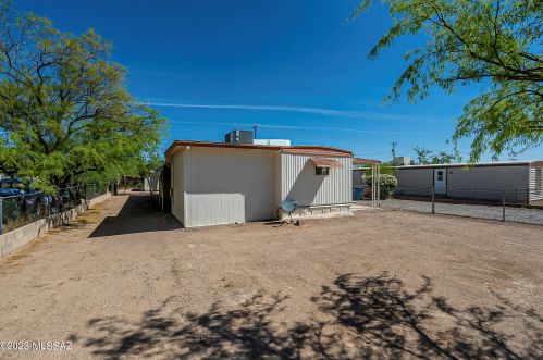 2642 Bilby Rd, Tucson, AZ 85706-4504