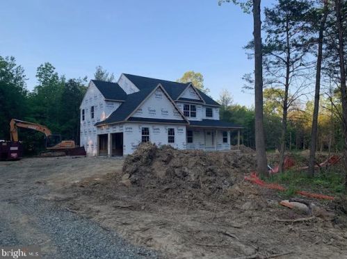 271 Fulmer Rd, Perkiomenville, PA 18074-9739