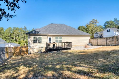 1048 Bubbling Springs Dr, Graniteville SC  29829-0018 exterior