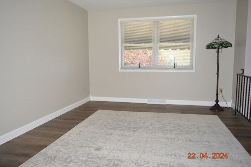 207 Barbara Ln, South Connellsville, PA 15425-1802