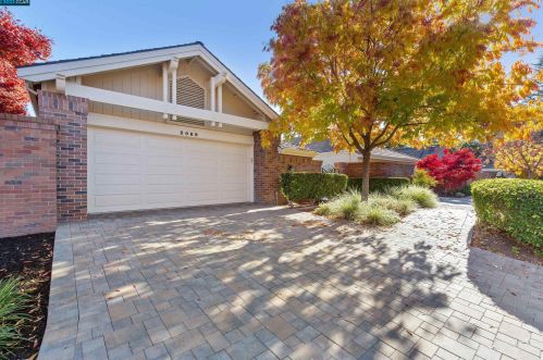 3069 Live Oak Ct, Danville, CA 94506-2137